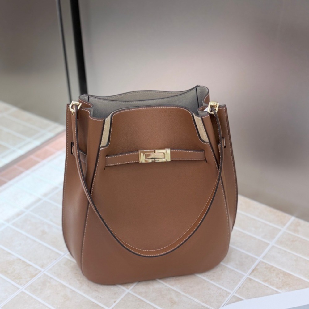 Nowa torba typu bucket bag w s – Luxury Bags Leather recenzja i cena
