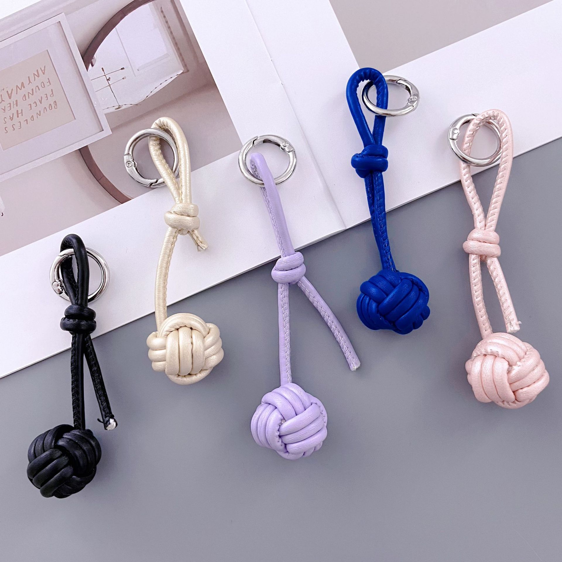 Zawieszka do torby, japońskie  – Luxury Japanese Bags Brands recenzja i cena